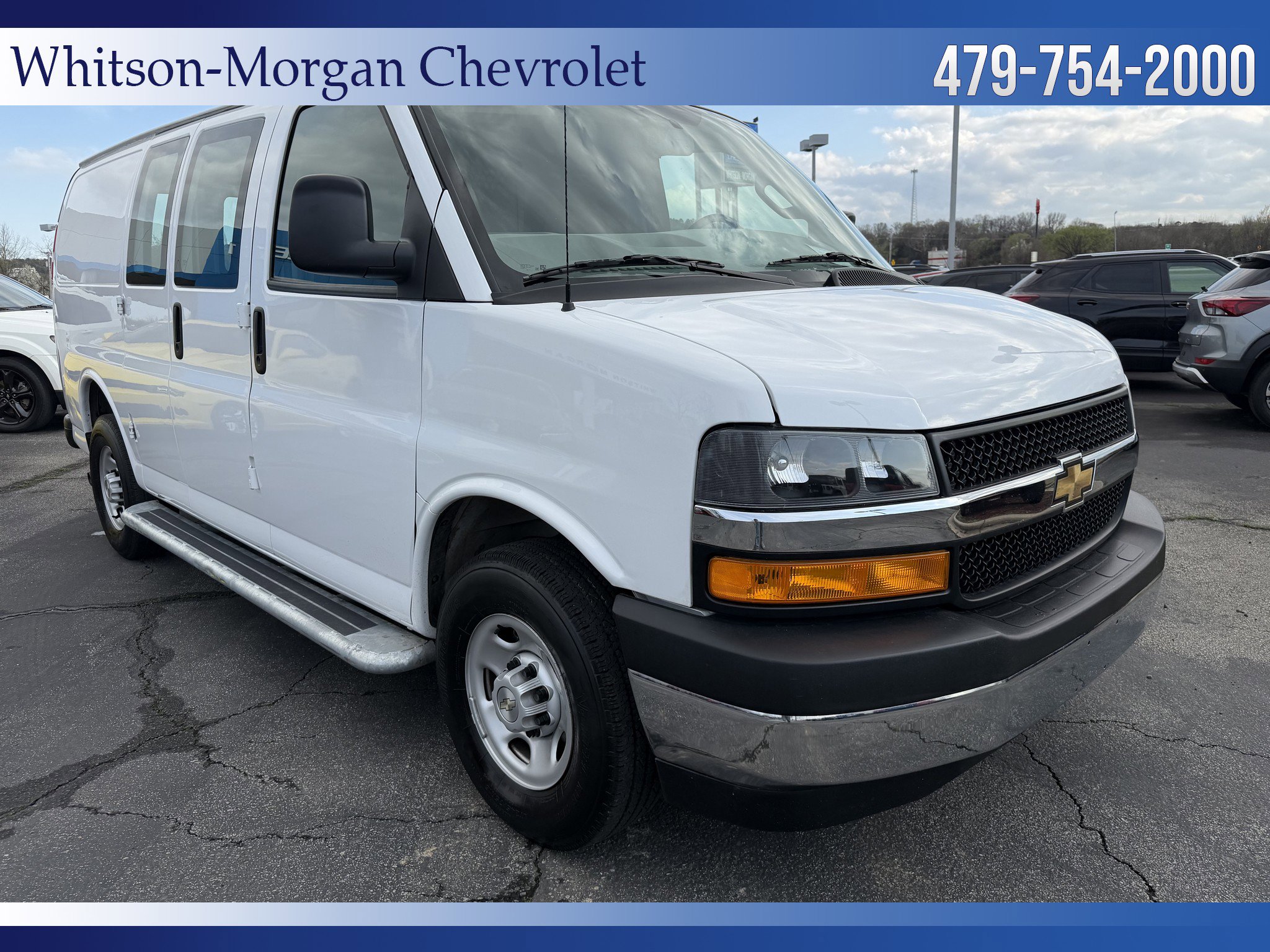 Used 2024 Chevrolet Express 2500 w/ Driver Convenience Package image 3