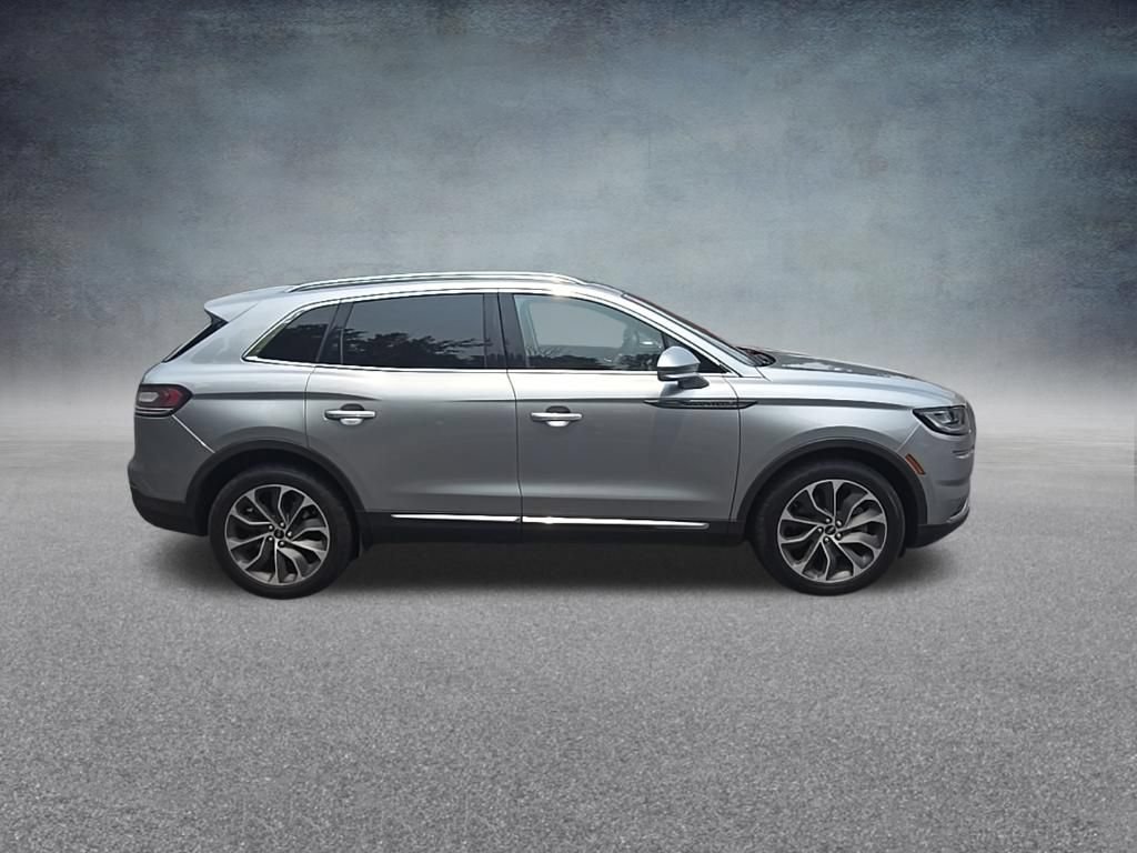 Used 2021 Lincoln Nautilus Reserve AWD/4WD image 11