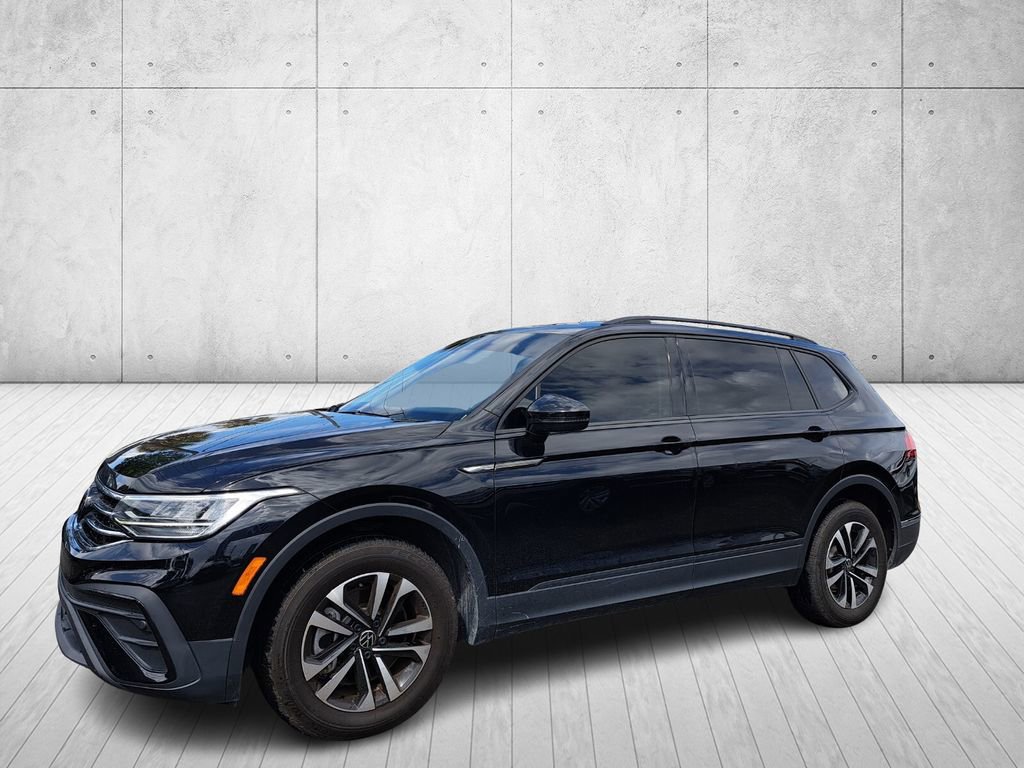Used 2024 Volkswagen Tiguan S w/ MDO Package, Three-Row FWD image 1