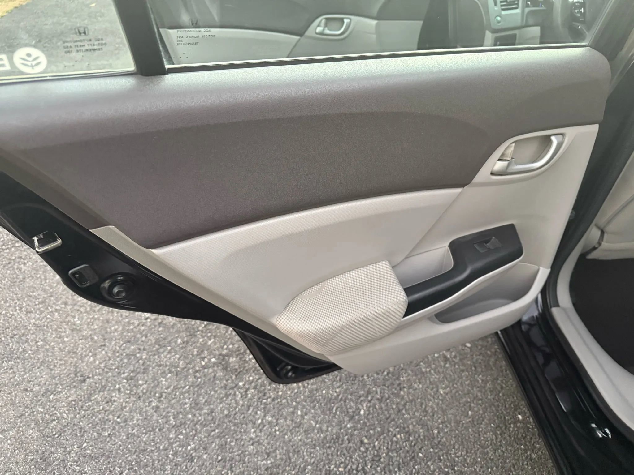 Used 2012 Honda Civic LX image 18