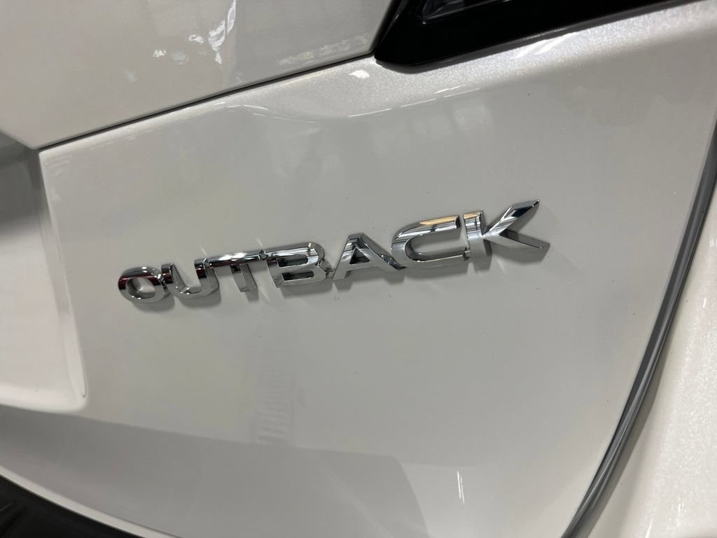 Used 2022 Subaru Outback Limited AWD/4WD image 42