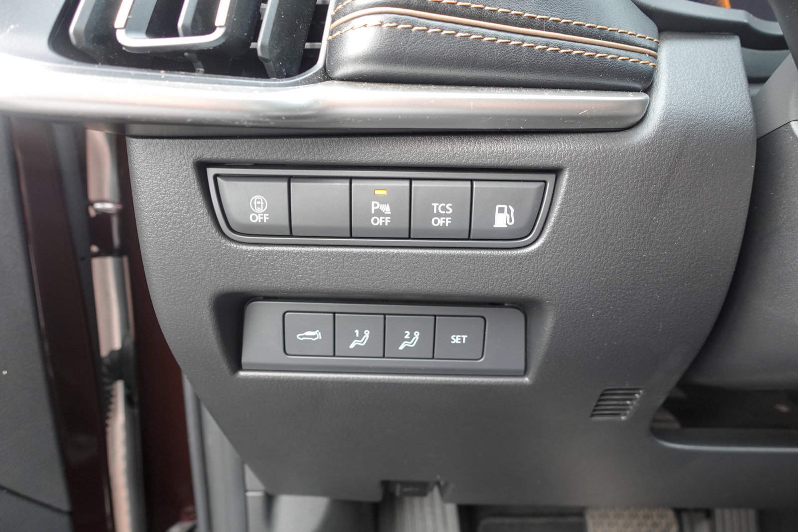 Used 2024 MAZDA CX-90 Plug-In Hybrid w/ Premium Plus AWD/4WD image 18