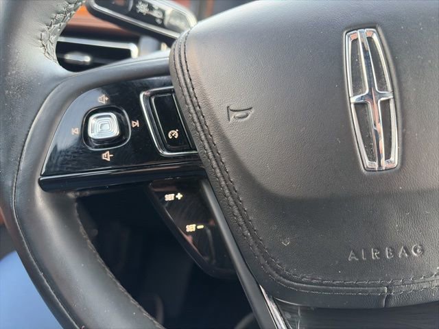 Used 2020 Lincoln Aviator Reserve w/ Class IV Trailer Tow Package image 17