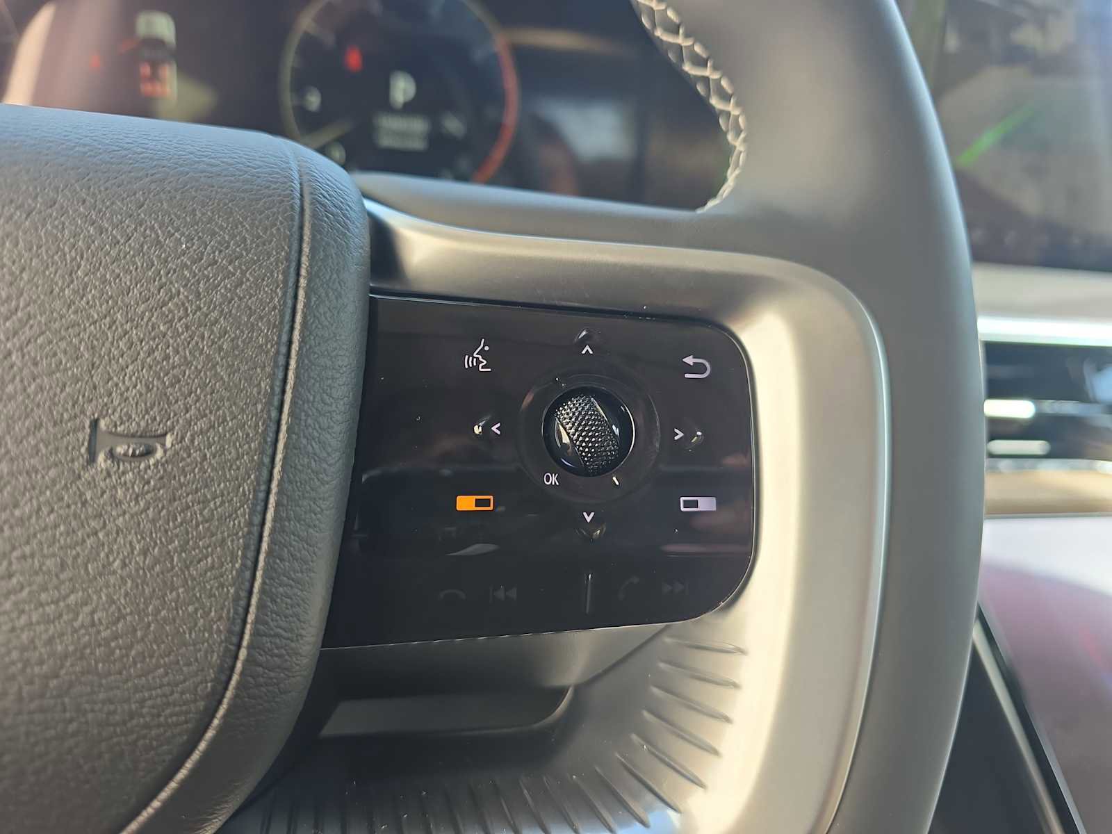 New 2026 INFINITI QX80 Luxe w/ Cargo Package image 21