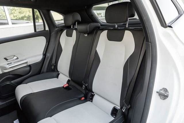 Used 2021 Mercedes-Benz GLA 250 image 13