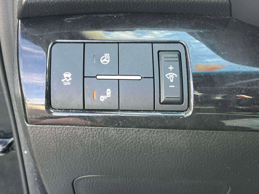 Used 2015 Kia Sorento SX image 22