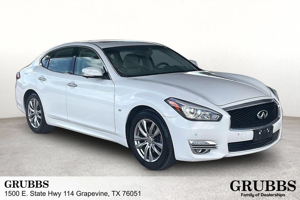 Used 2015 INFINITI Q70 3.7 w/ Technology Package RWD image 1