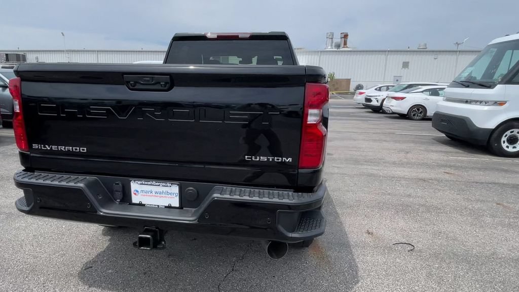 New 2026 Chevrolet Silverado 2500 Custom w/ Custom Value Package AWD/4WD image 9