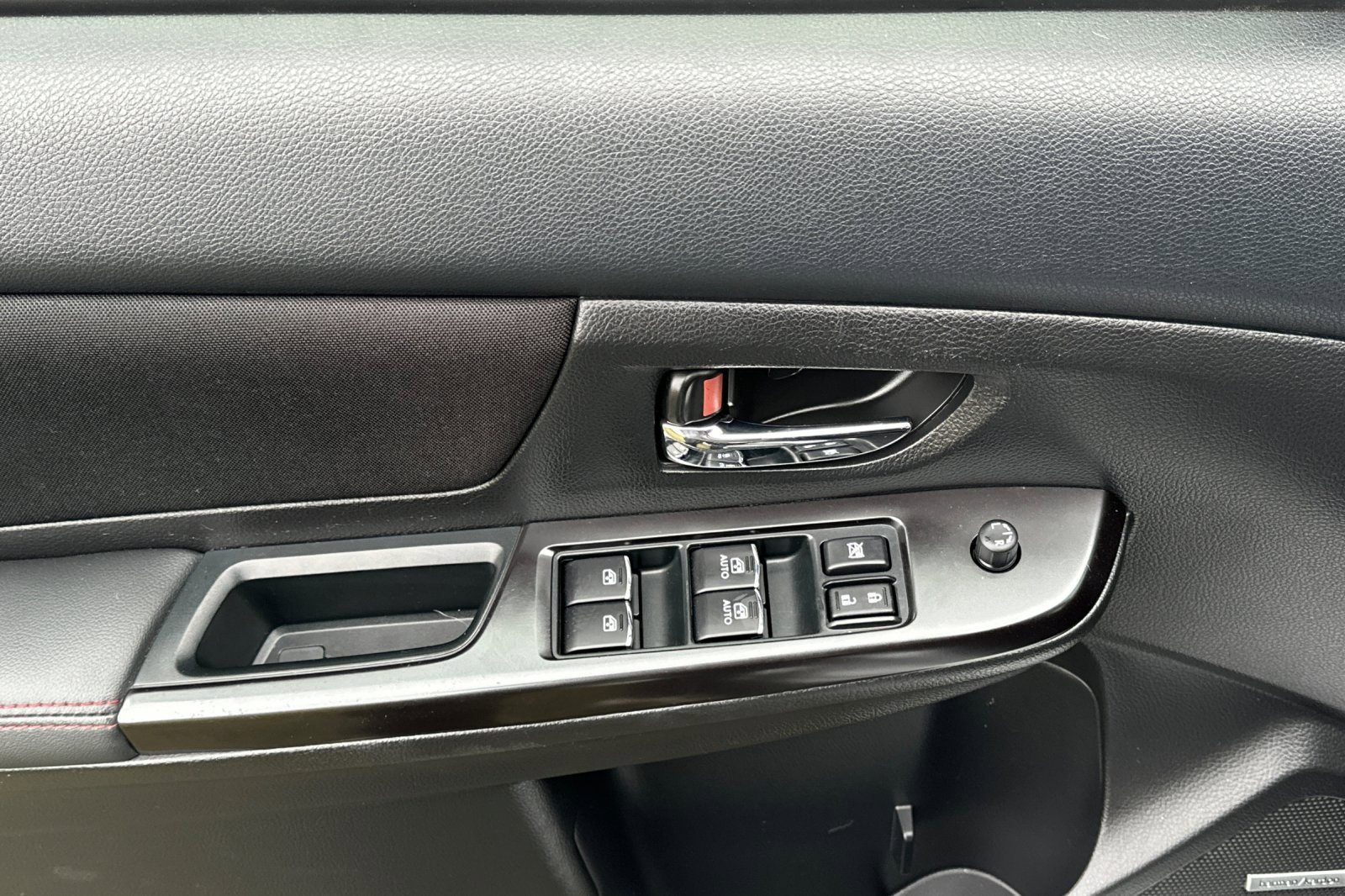 Used 2017 Subaru WRX Premium image 11