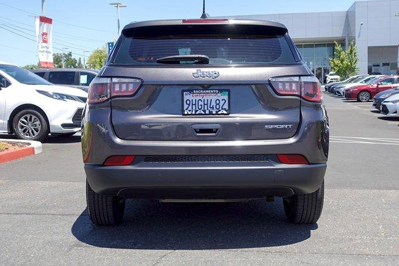 Used 2019 Jeep Compass Sport FWD image 7