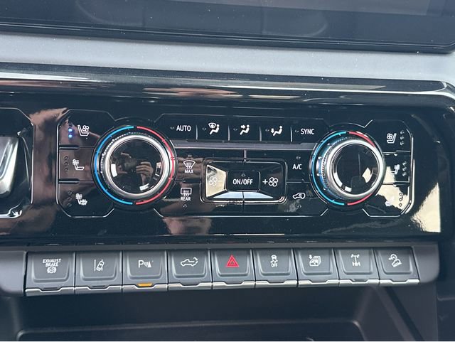 New 2026 GMC Sierra 2500 AT4X image 19