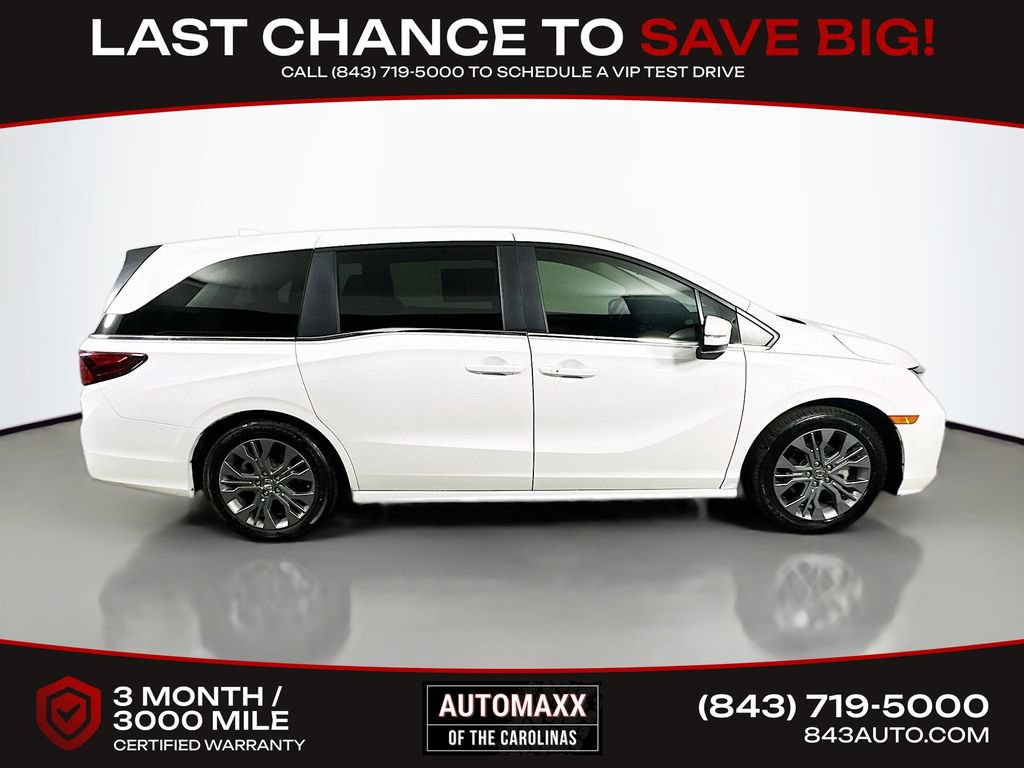 Used 2025 Honda Odyssey Touring image 7