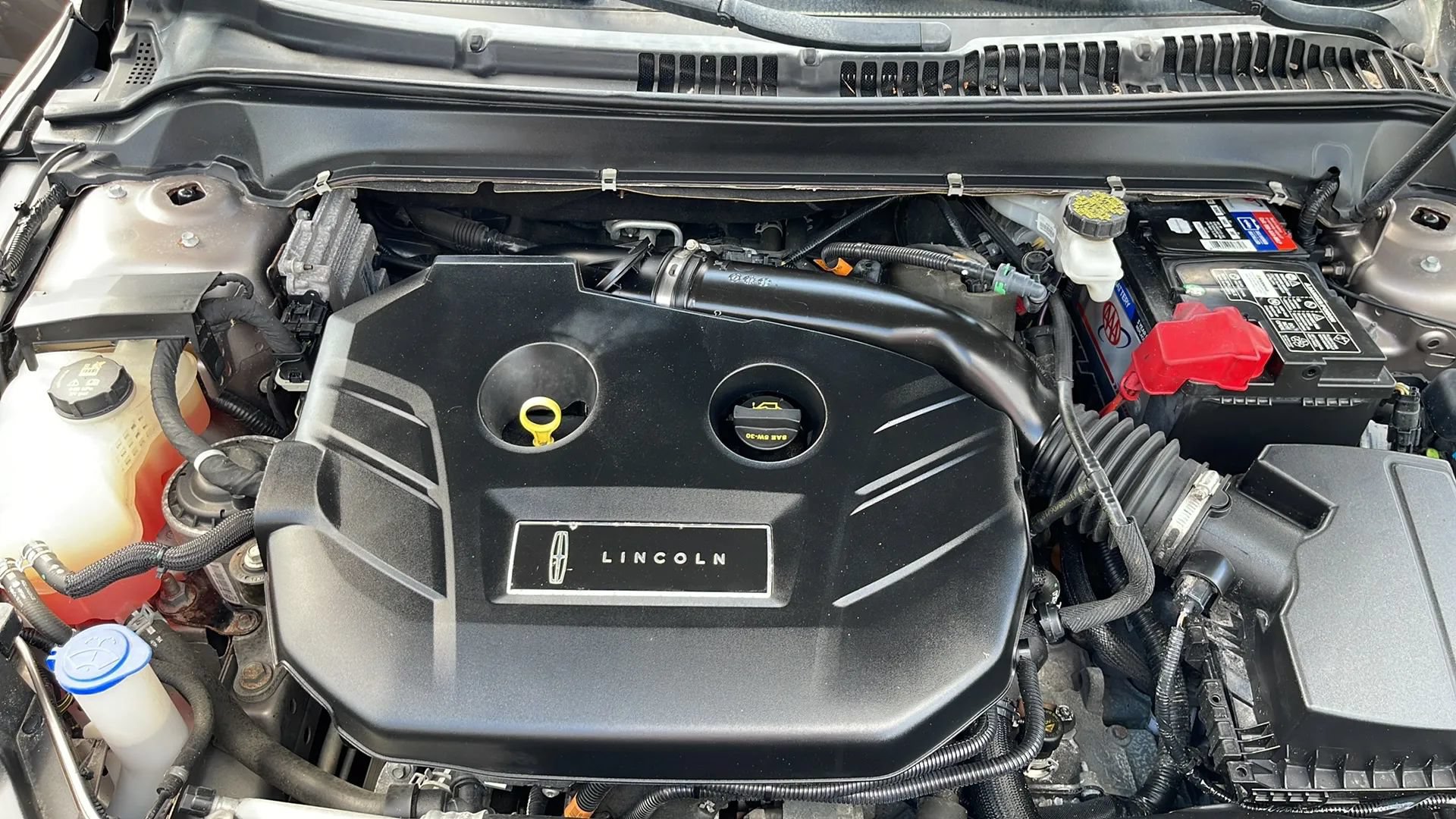 Used 2018 Lincoln MKZ Reserve FWD image 18