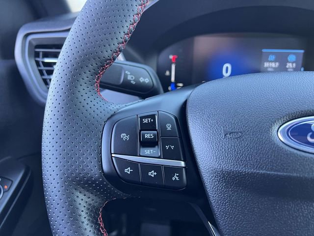 Certified 2023 Ford Escape ST-Line w/ Tech Pack #1 image 17