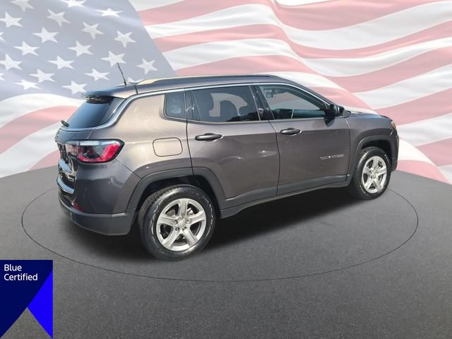 Used 2023 Jeep Compass Latitude AWD/4WD image 3