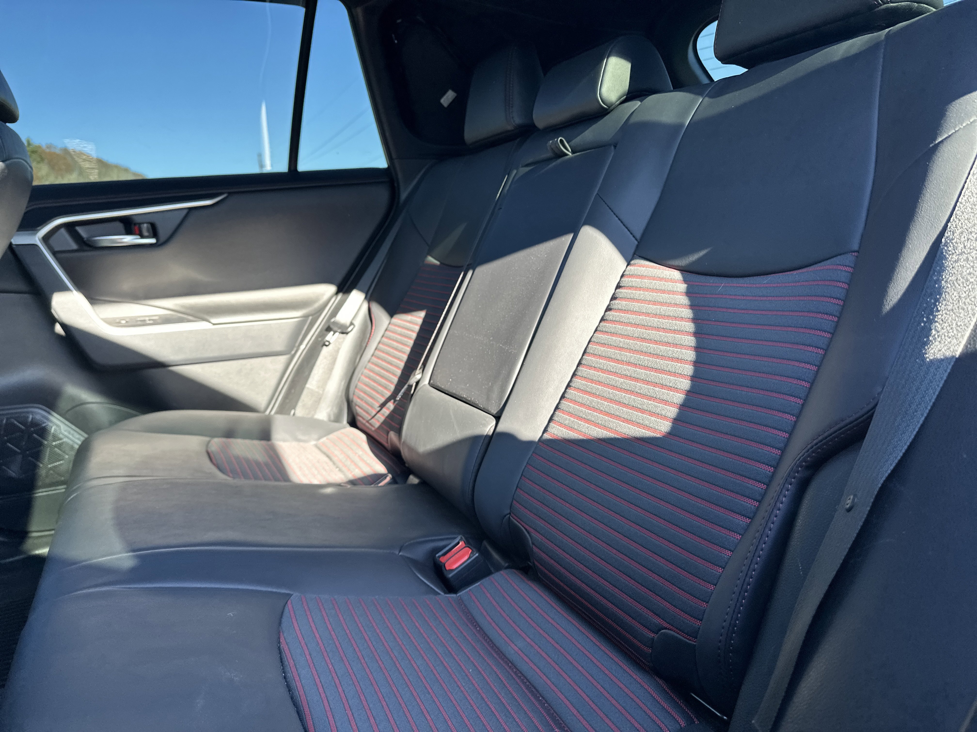 Used 2022 Toyota RAV4 XSE image 33