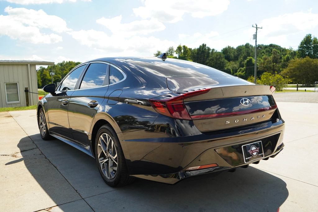 Used 2023 Hyundai Sonata SEL w/ Convenience Package FWD image 4