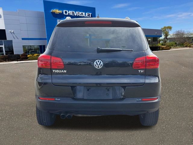 Used 2016 Volkswagen Tiguan S image 24