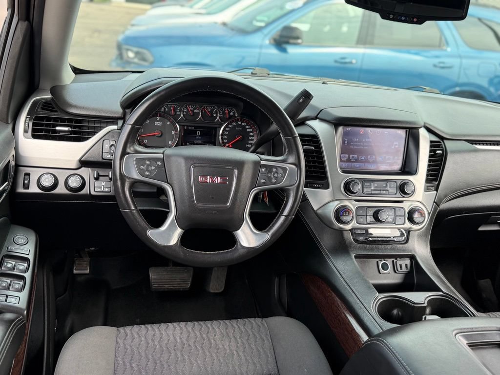 Used 2016 GMC Yukon SLE w/ HD Trailering Package AWD/4WD image 3