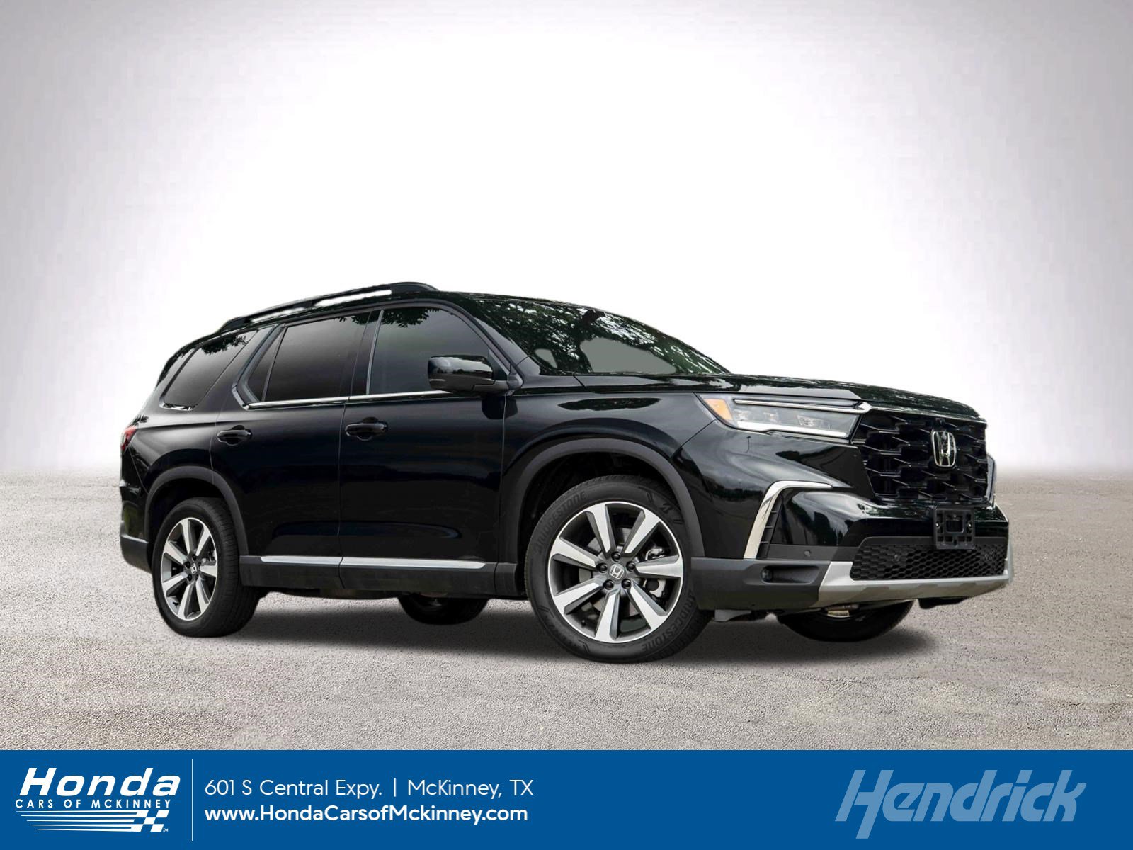 Used 2025 Honda Pilot Elite