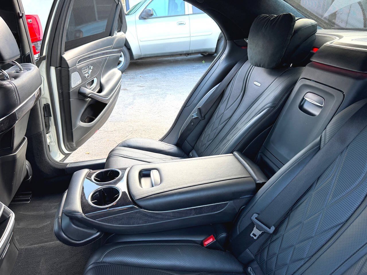 Used 2017 Mercedes-Benz S 63 AMG 4MATIC Sedan image 43