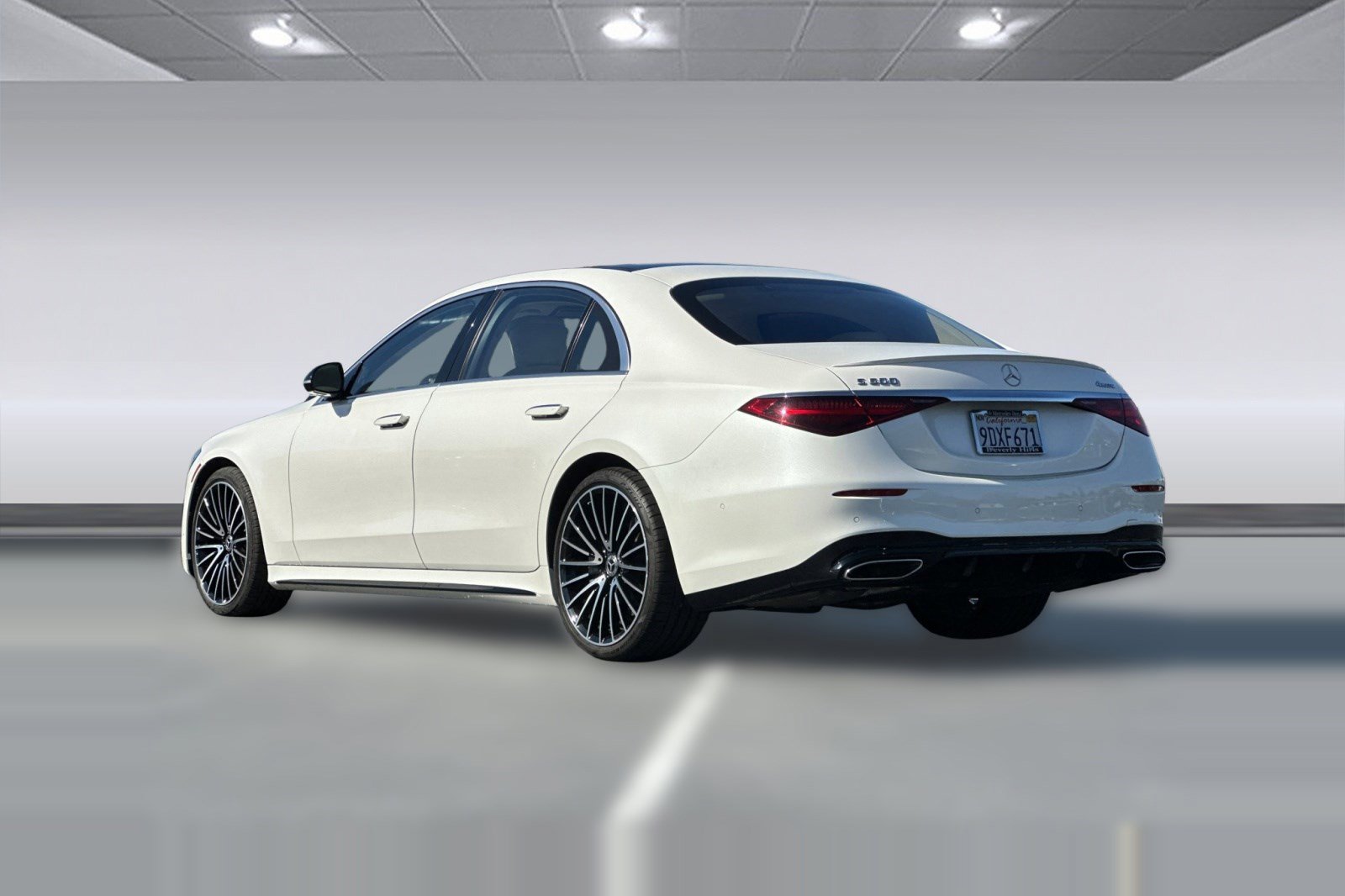 Certified 2022 Mercedes-Benz S 500 4MATIC image 3