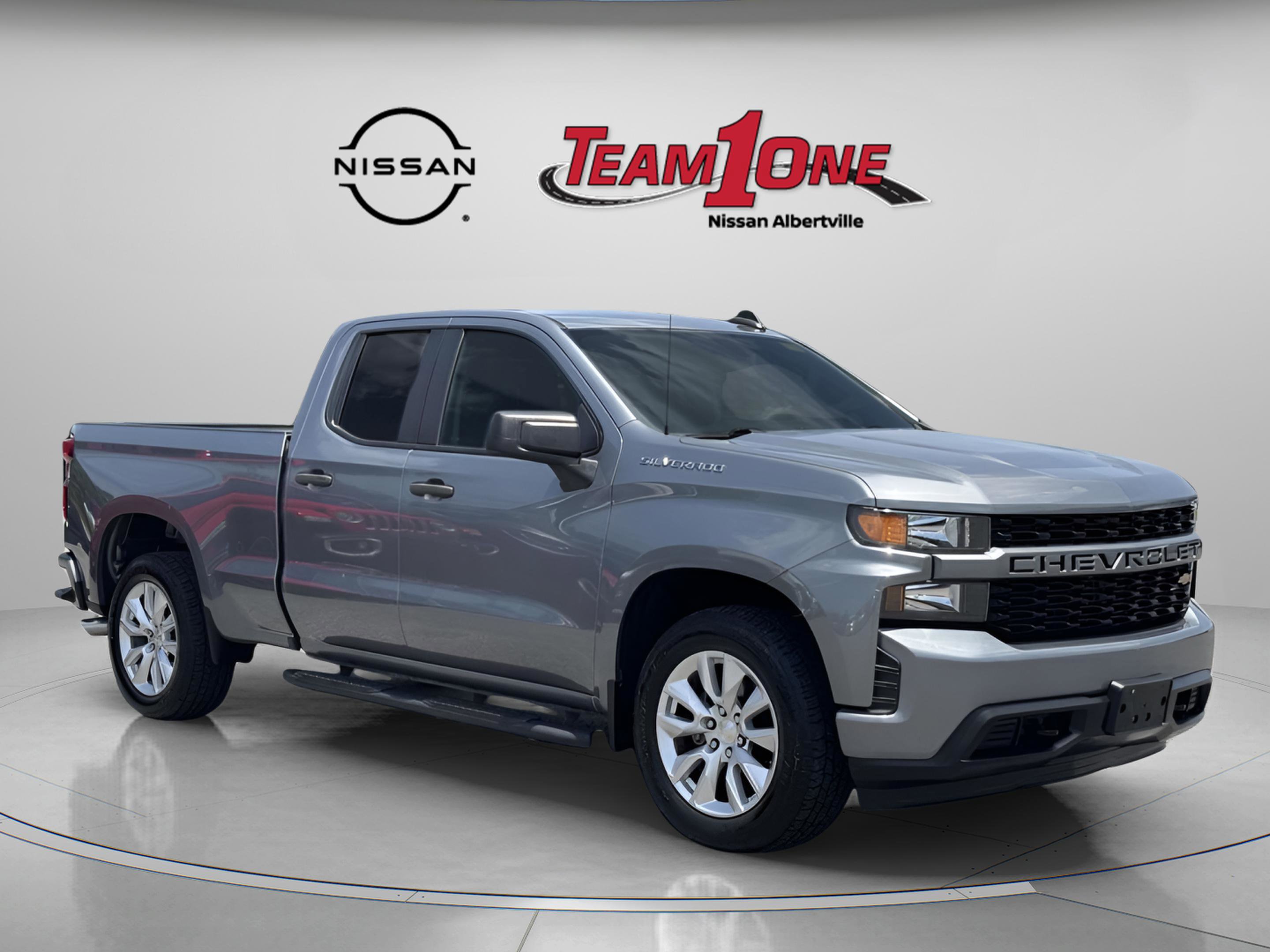Used 2019 Chevrolet Silverado 1500 Custom w/ Custom Value Package RWD image 1
