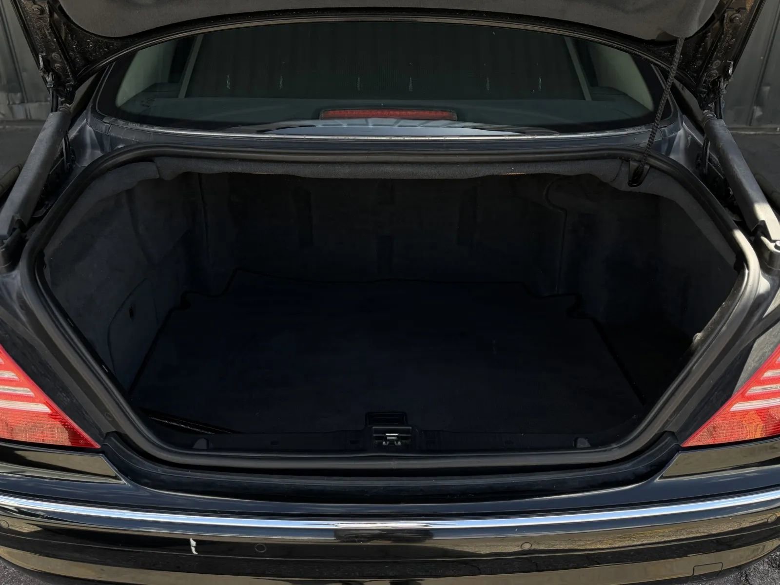 Used 2006 Mercedes-Benz S 500 image 16