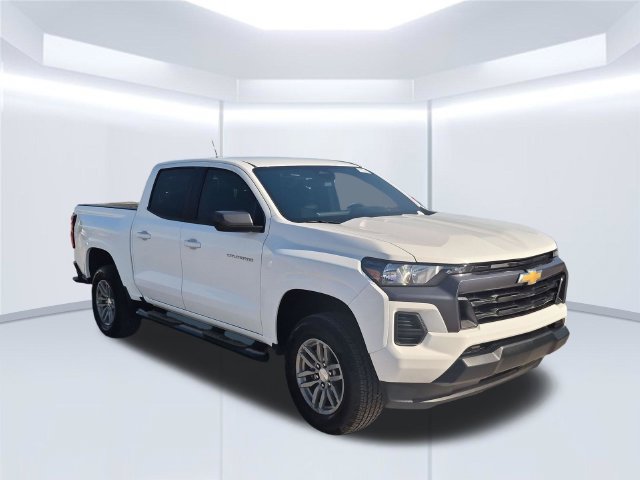 Used 2024 Chevrolet Colorado LT RWD image 11