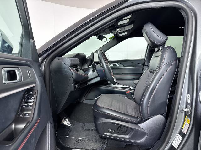 Certified 2025 Ford Explorer ST-Line w/ ST-Line Street Pack AWD/4WD image 6