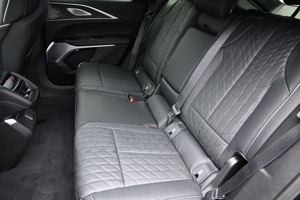 New 2027 Cadillac Lyriq Signature Sport w/ Nappa Leather Package AWD/4WD image 25