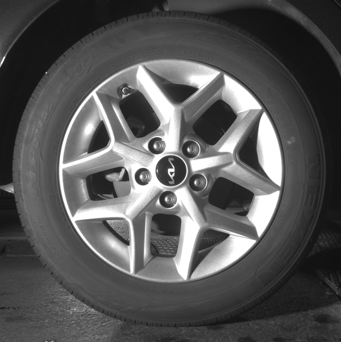 Used 2025 Kia Soul LX w/ LX Technology Package FWD image 15