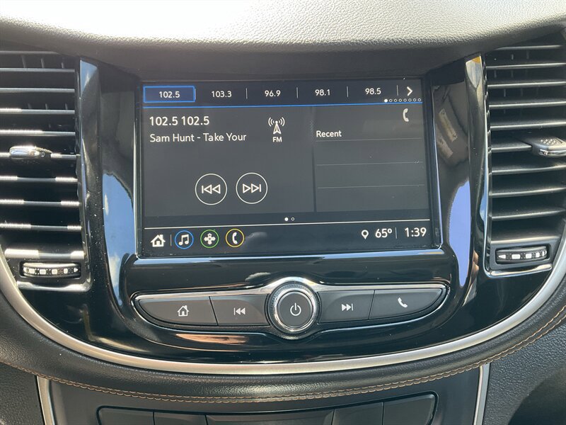 Used 2018 Chevrolet Trax LT FWD image 20