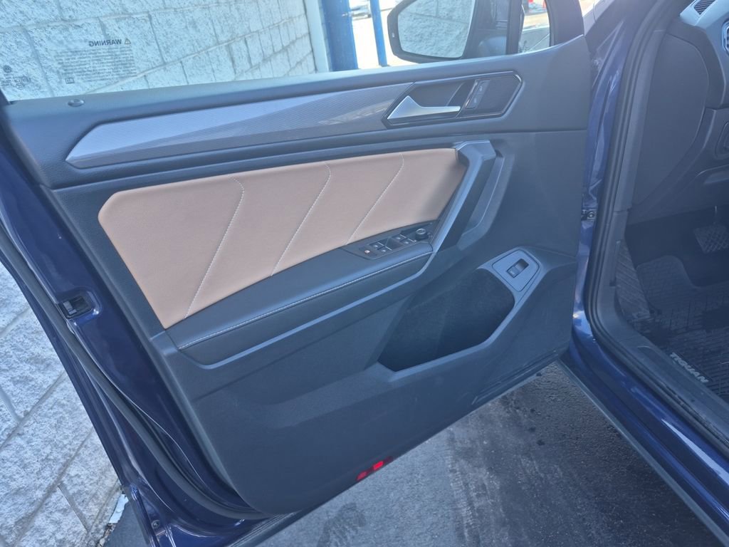 Used 2022 Volkswagen Tiguan SE AWD/4WD image 21