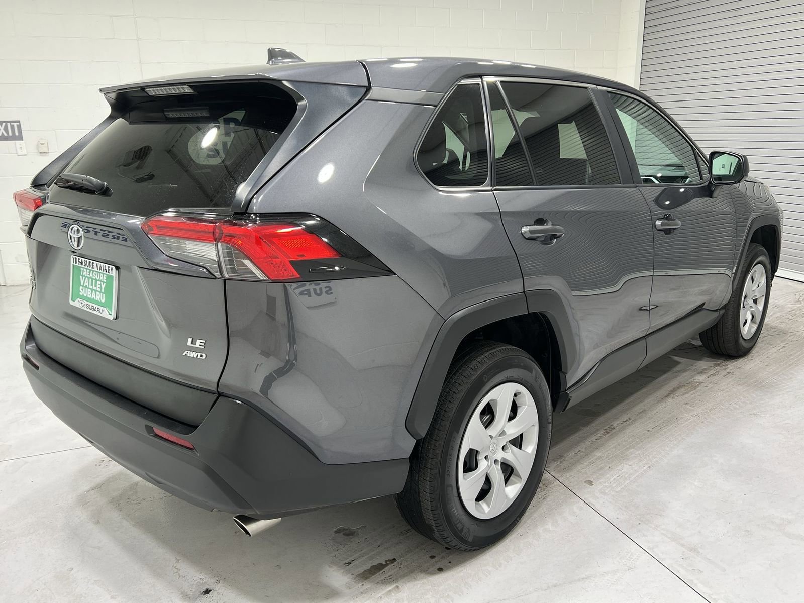 Used 2024 Toyota RAV4 LE image 8