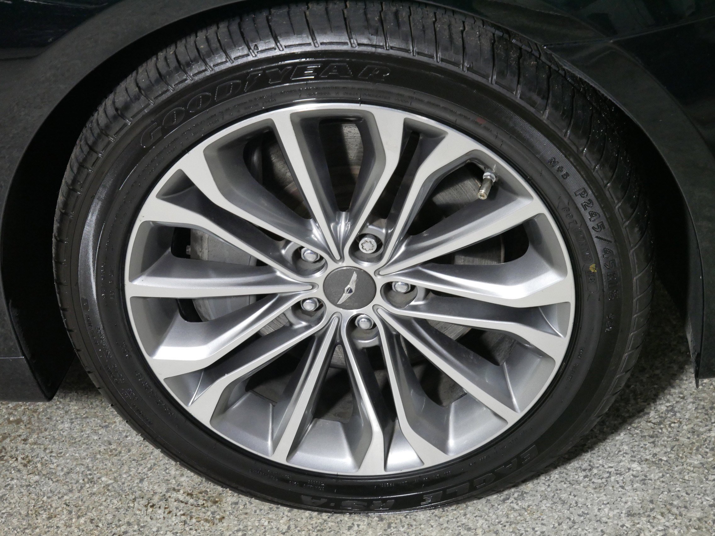 Used 2017 Genesis G80 3.8 w/ Option Group 02 image 15