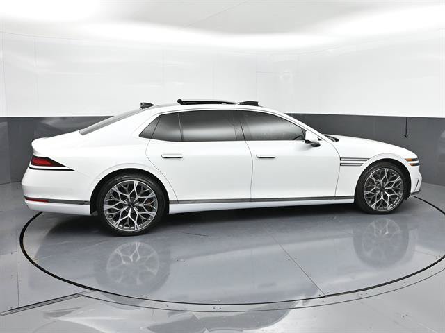 Used 2025 Genesis G90 3.5T AWD/4WD image 32