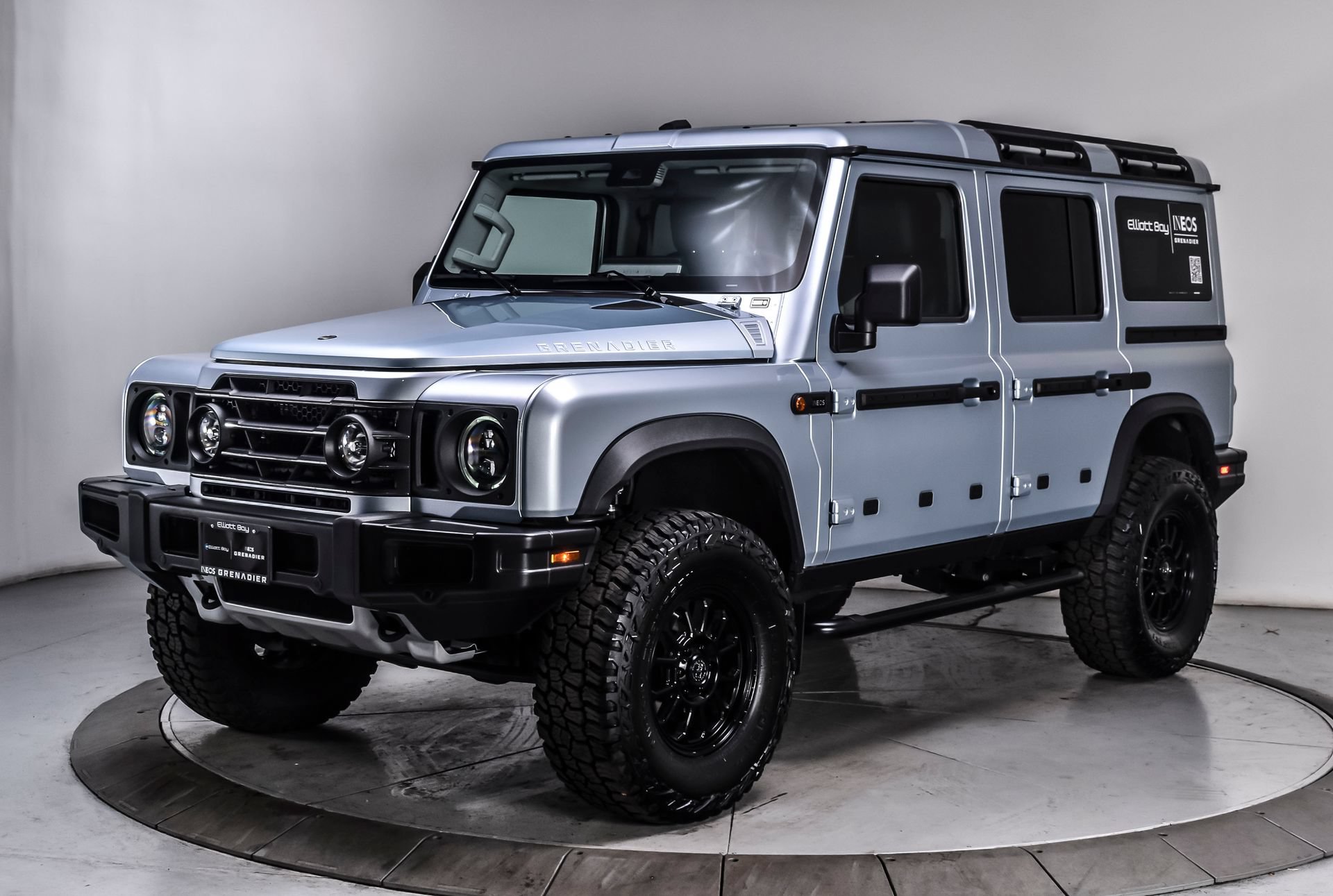 Used 2025 INEOS Grenadier AWD/4WD image 2