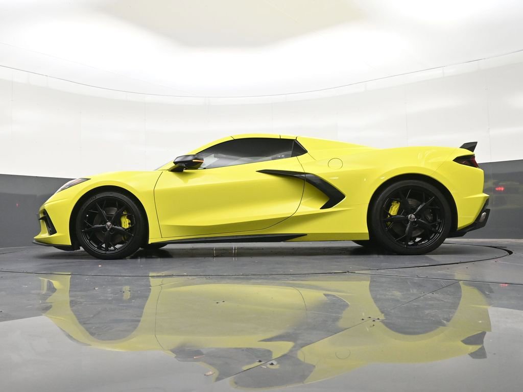 Used 2022 Chevrolet Corvette Stingray Preferred Conv w/ Z51 Performance Package RWD image 25