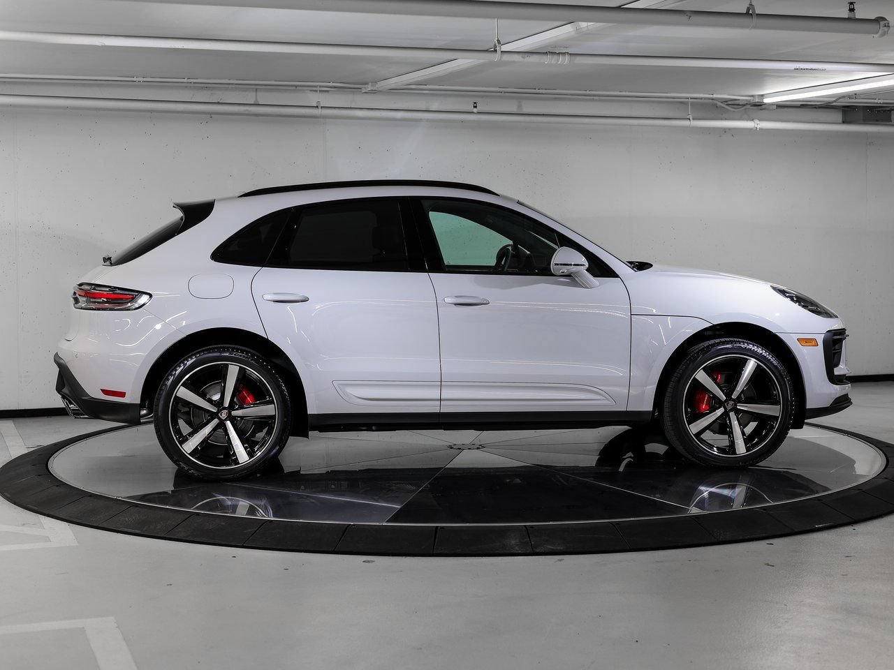 New 2026 Porsche Macan S AWD/4WD image 8