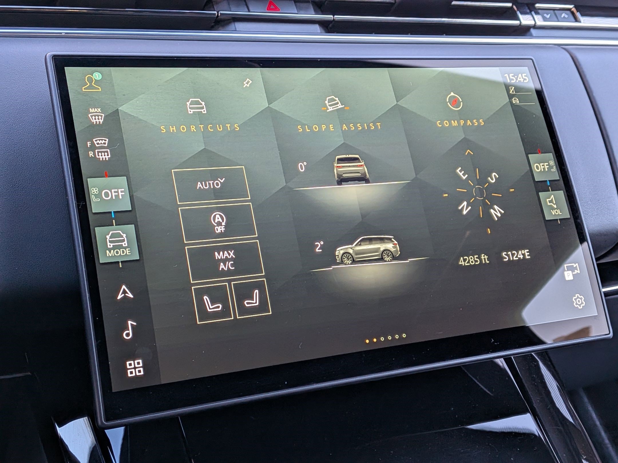 Used 2025 Land Rover Range Rover Sport Dynamic SE image 20