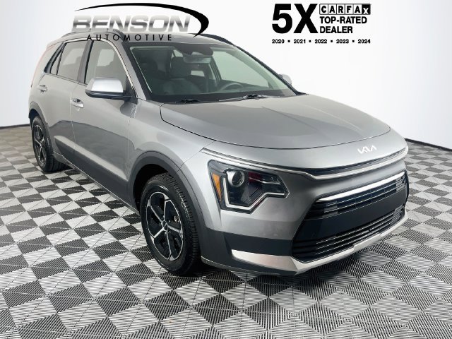 Used 2025 Kia Niro LX