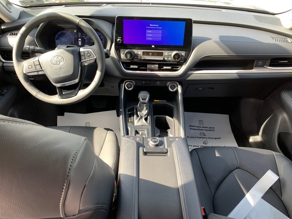 New 2026 Toyota Grand Highlander AWD image 15