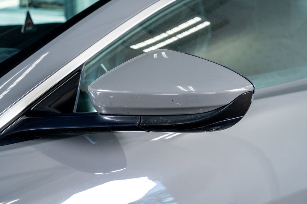 Used 2020 Aston Martin V8 Vantage Coupe image 22