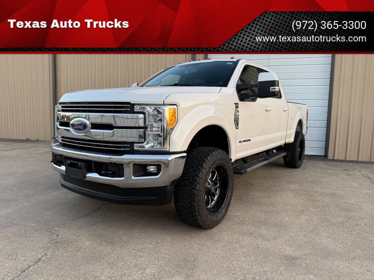 Used 2017 Ford F350 Lariat w/ Lariat Value Package image 1