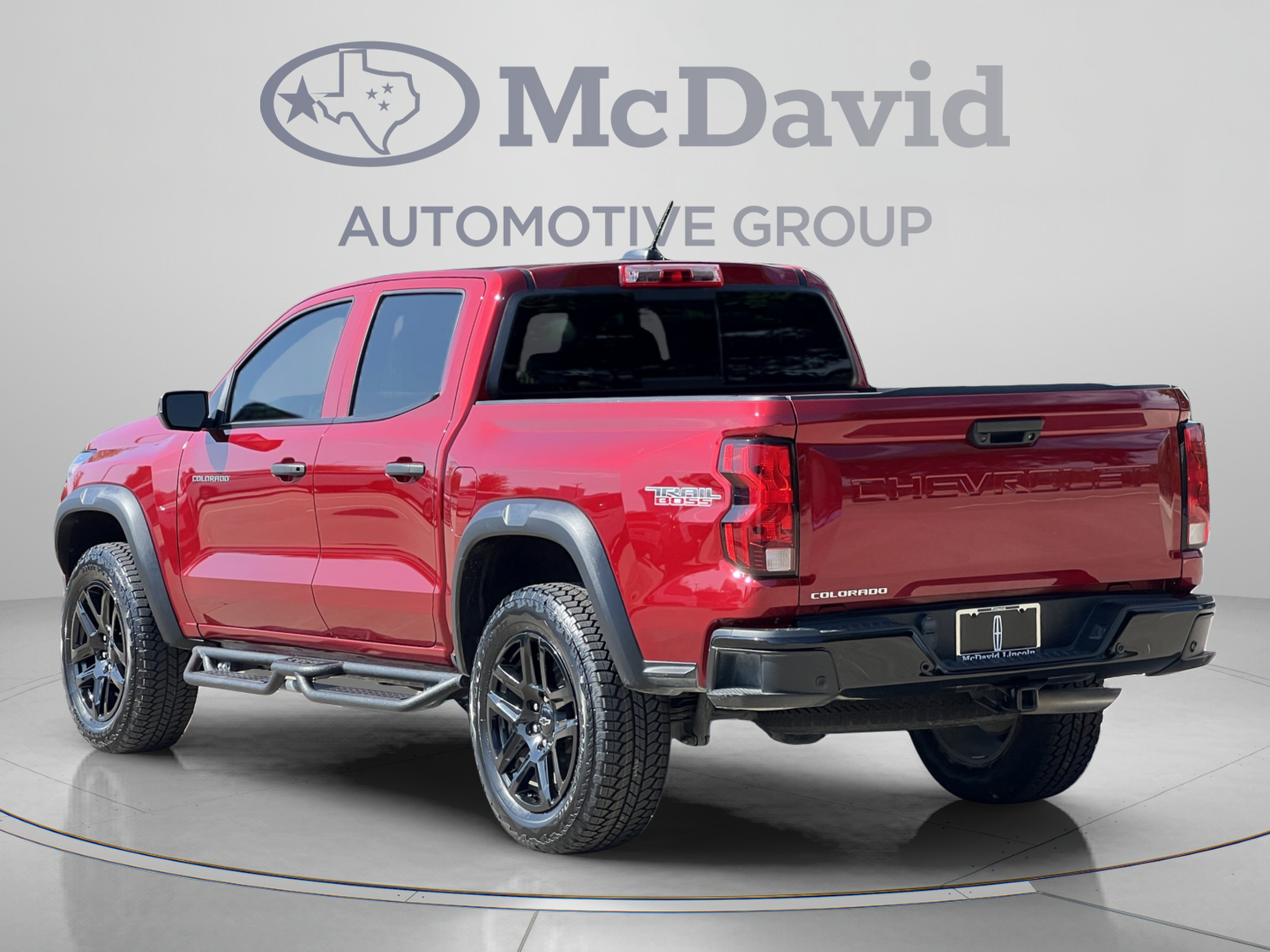Used 2025 Chevrolet Colorado Trail Boss AWD/4WD image 5