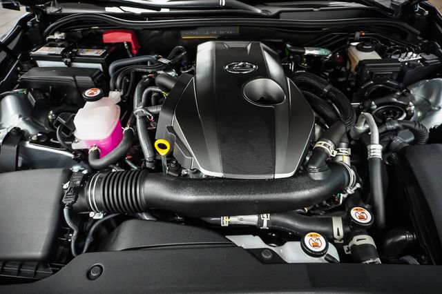 Certified 2025 Lexus IS 300 F Sport image 26