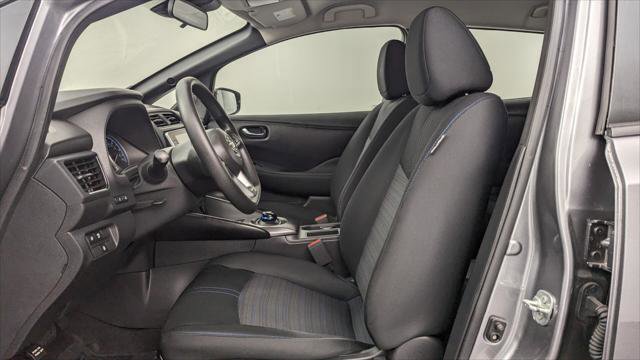 Used 2022 Nissan Leaf S image 13