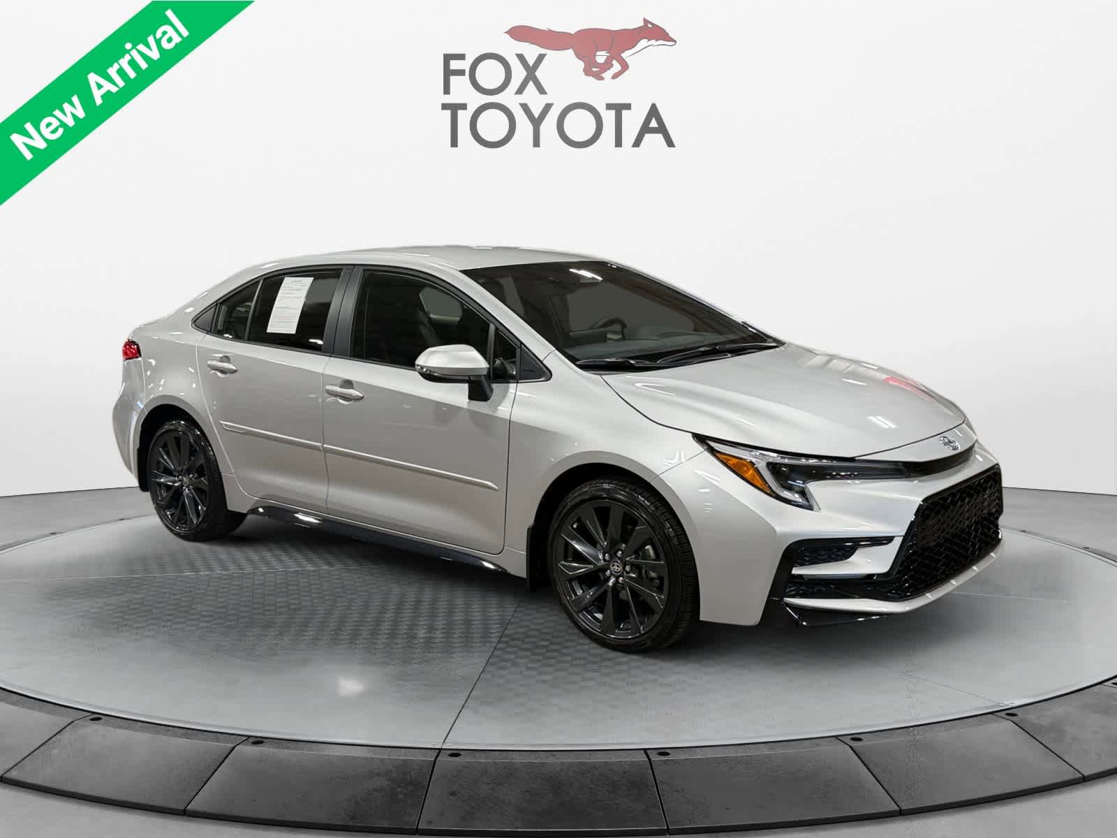 Used 2026 Toyota Corolla SE FWD image 8