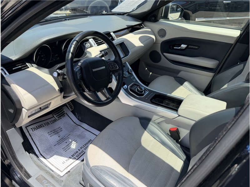Used 2018 Land Rover Range Rover Evoque HSE Dynamic AWD/4WD image 17